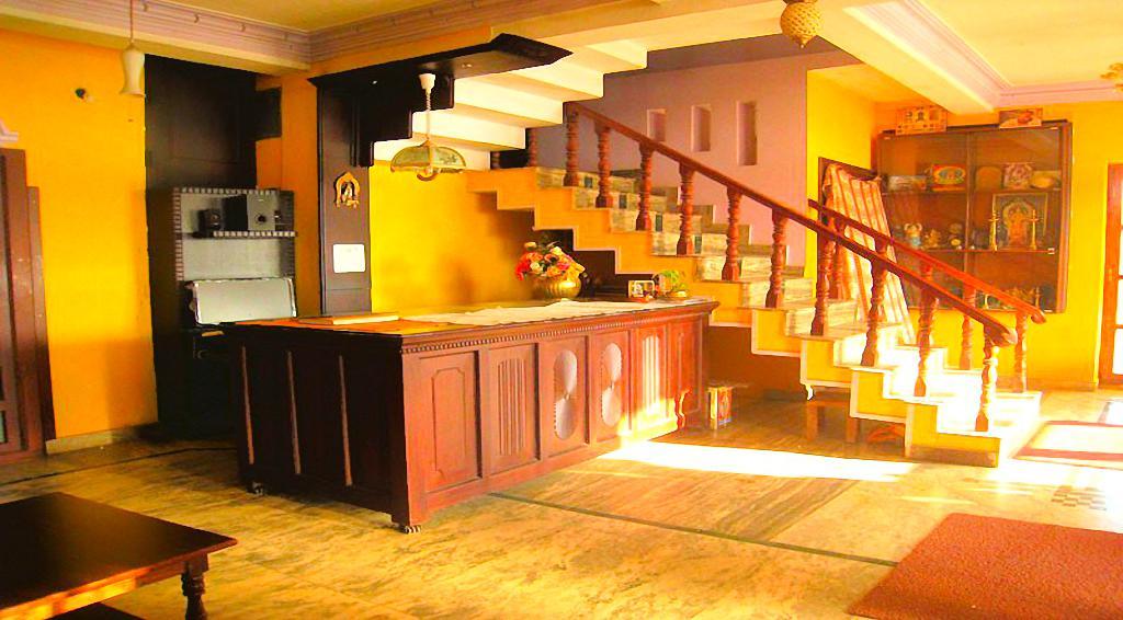 Sri Devi Comforts Hotel Chikmagalur Exterior photo